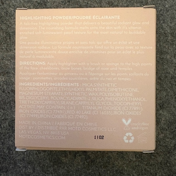 MOTD Highlighting Powder in Morning Sun - Picture 5 of 5